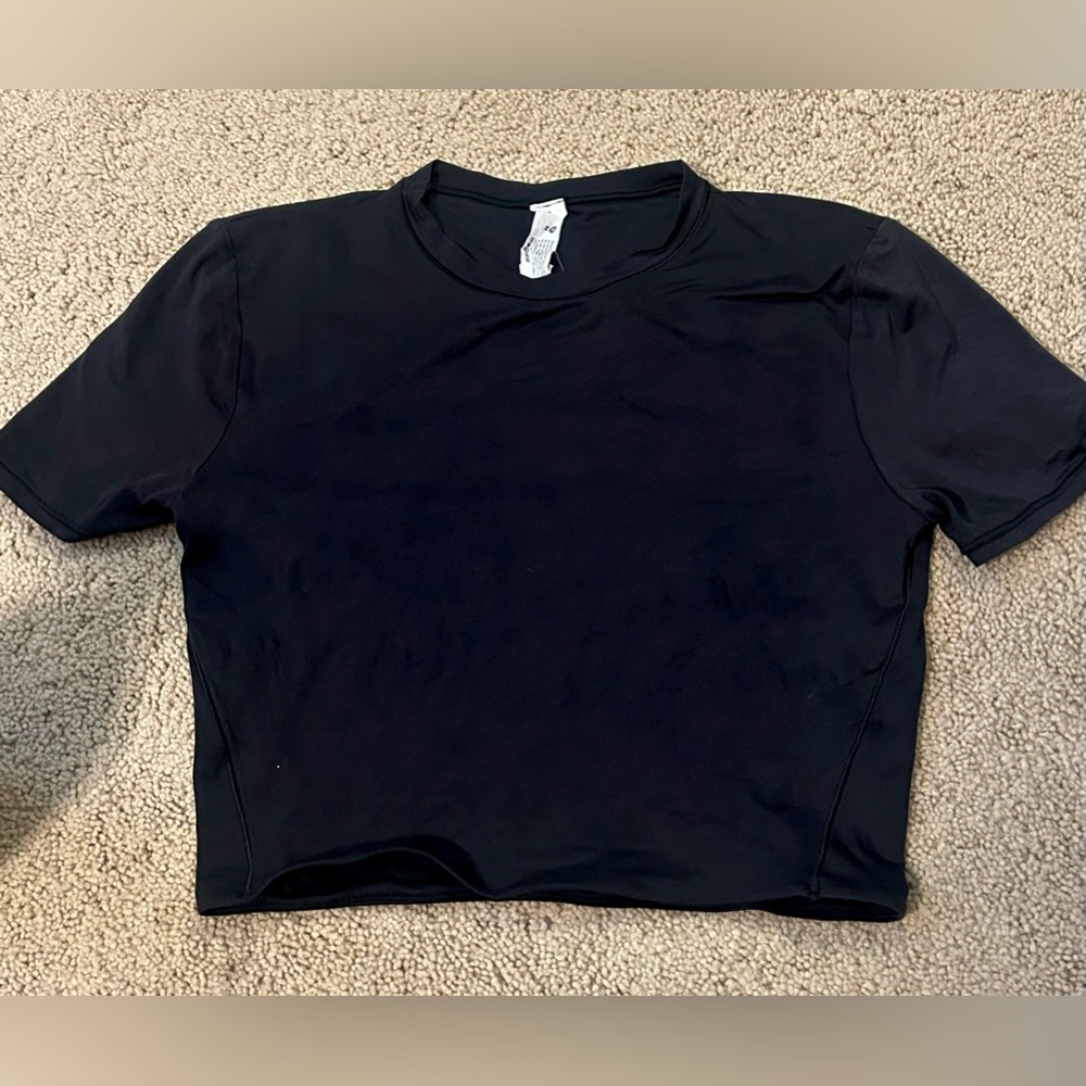 EUC Lululemon Wundermost Ultra-Soft Nulu Crewneck Cropped T-Shirt